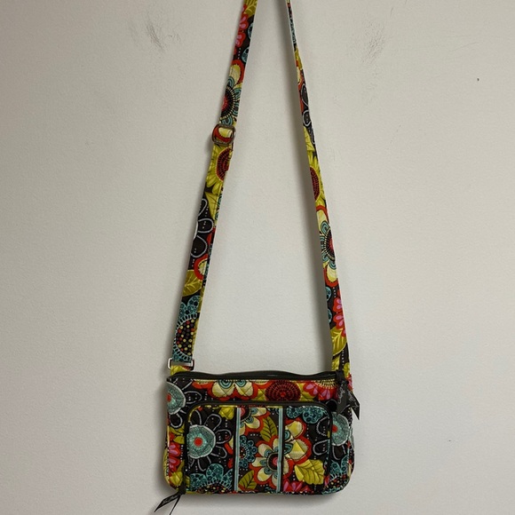 Vera Bradley Handbags - Vera Bradley purse